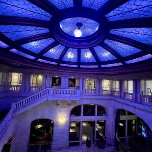 Ceiling outside bar in Renaissance Hotel