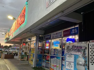 Valley Liquors