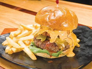 Musketeers Bar & Grill