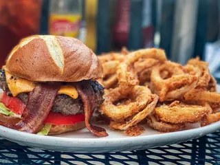 The Lodge: A Sportsman's Grill