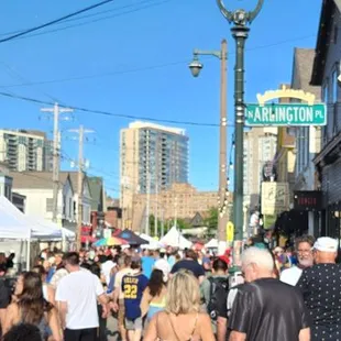 Brady St Festival, mid afternoon, 7/30/22.