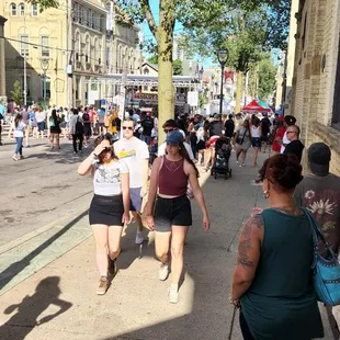 Brady St Festival, mid afternoon, 7/30/22.