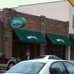 a view of the outside of the restaurant