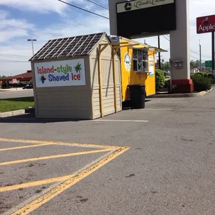 Shaved ice and ice cream, Hawaiian style.