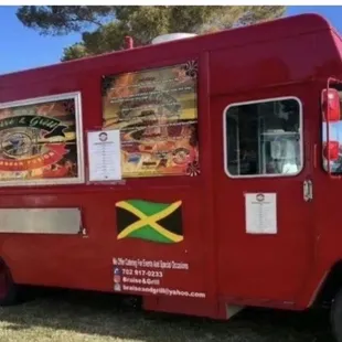 a red food truck