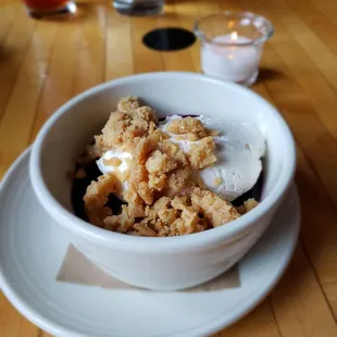 Panna cotta with coconut crumble