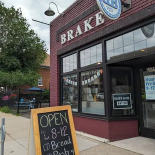 a sign outside of a bakery