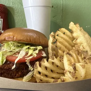 Nashville hot chicken sand combo