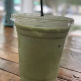 Iced Slow-berry Matcha Latte