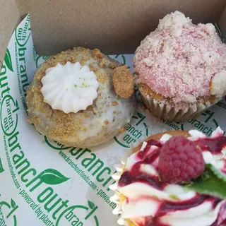 Cupcake - Strawberry Vanilla