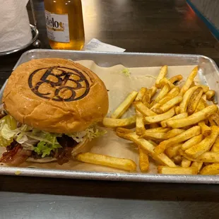 Noice  Hollywood burger