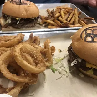 Look at the brand on my top bun