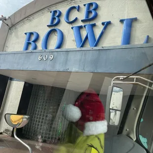 Brandon Crossings Bowling Alley &amp; my grinch!
