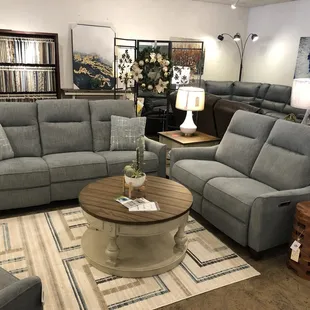 Reclining furniture that doesnt look like reclining furniture