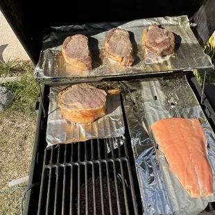 Round cuts top, cowboy cut bottom. The salmon doesnt count, i got that somewhere else.
