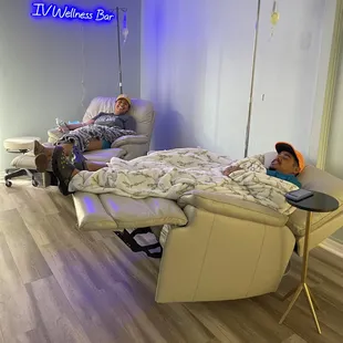 Come feel relaxed and get rehydrated with our I.V Therapy. Now booking I.V parties up to six!