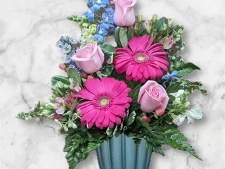 P.J.'s Flower & Gift Shop