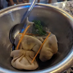 Steamed vegetarian dumplings