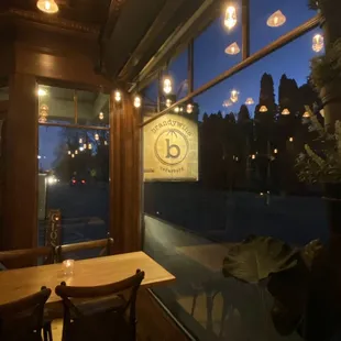 sushi and sashimi, interior