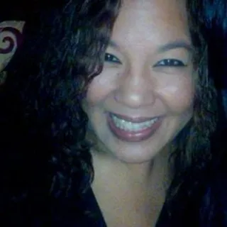Lanie G.