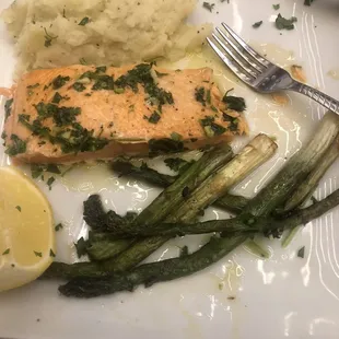 Salmon, asparagus, and mashed potatoes