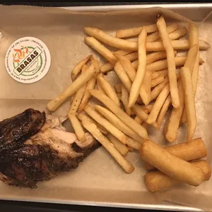 1/4 Rotisserie Chicken with 2 sides (French fries and Yuca Fries)