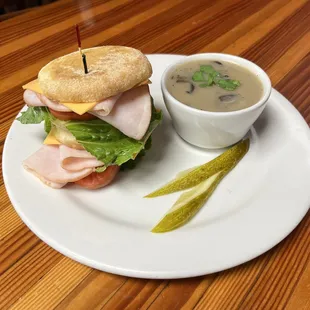 Lunch especial , Turkey , Inglish muffins sandwich and soup