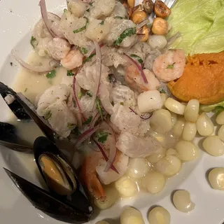 Ceviche Mixto