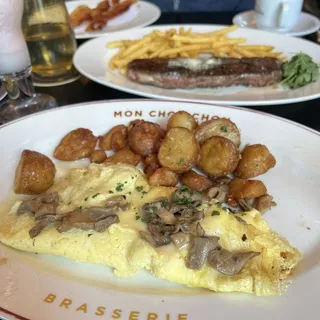 OMELETTE AUX CHAMPIGNONS ET HERBES