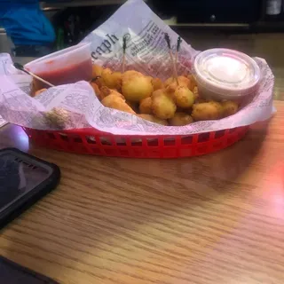 Large Deep Fried Wisconsin Cheese Curds