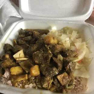 Curry goat large