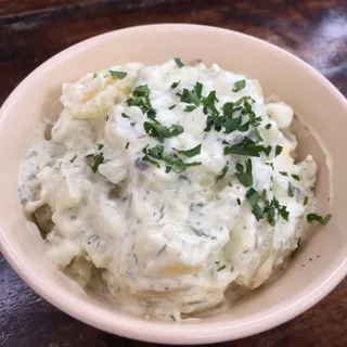 OMAS' POTATO SALAD