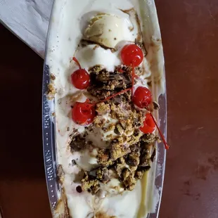 Melted Sundays due to waiting in the rest of my order.