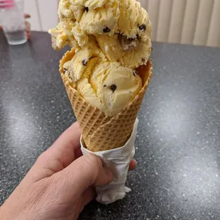 Double dip cone $1.99
