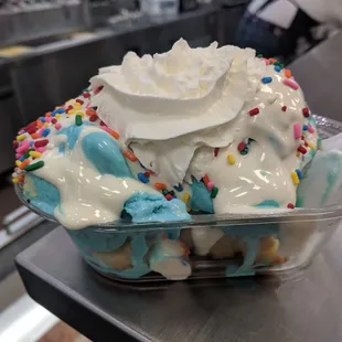 food, cupcakes, dessert