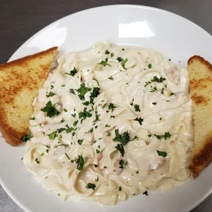 pasta dish, pasta, food