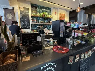 La Brewjula Cafe