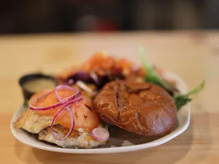 House Of JuJu - Visalia