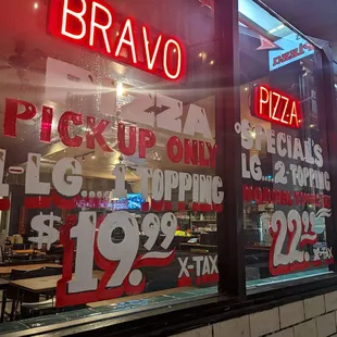 exterior pizza specials