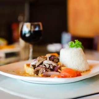 Lomo Saltado