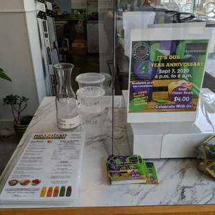 Cashier stand