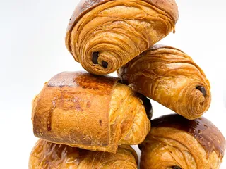 Mado Paris French Bakery & Cafe