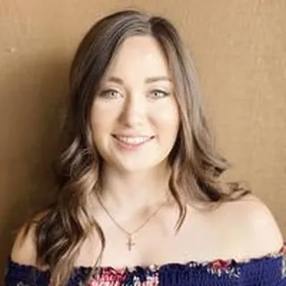 Victoria S.