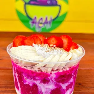 Pitaya dragon fruit bowl