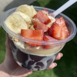 Traditional Brazilian Açaí bowl with everything on it, so sweet &amp; delicious!