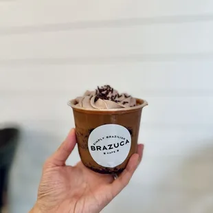 Cake in a cup (brigadeiros)