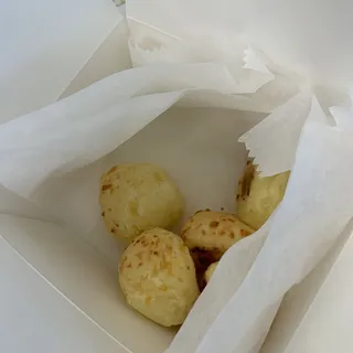 Pao de Queijo 6 Piece