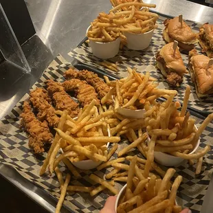 I dream about this place. Can't wait to get back to Baltimore for another one of those fried chicken sandos -- and the tendies are so meaty!