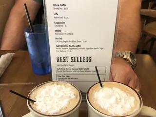 Cafe Fleur de Lis