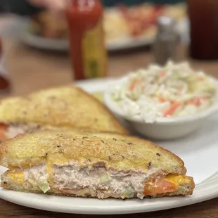 Tuna melt